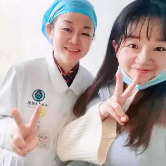 太勵志！沖上熱搜！四川護士媽媽陪女兒考研雙雙被錄??！