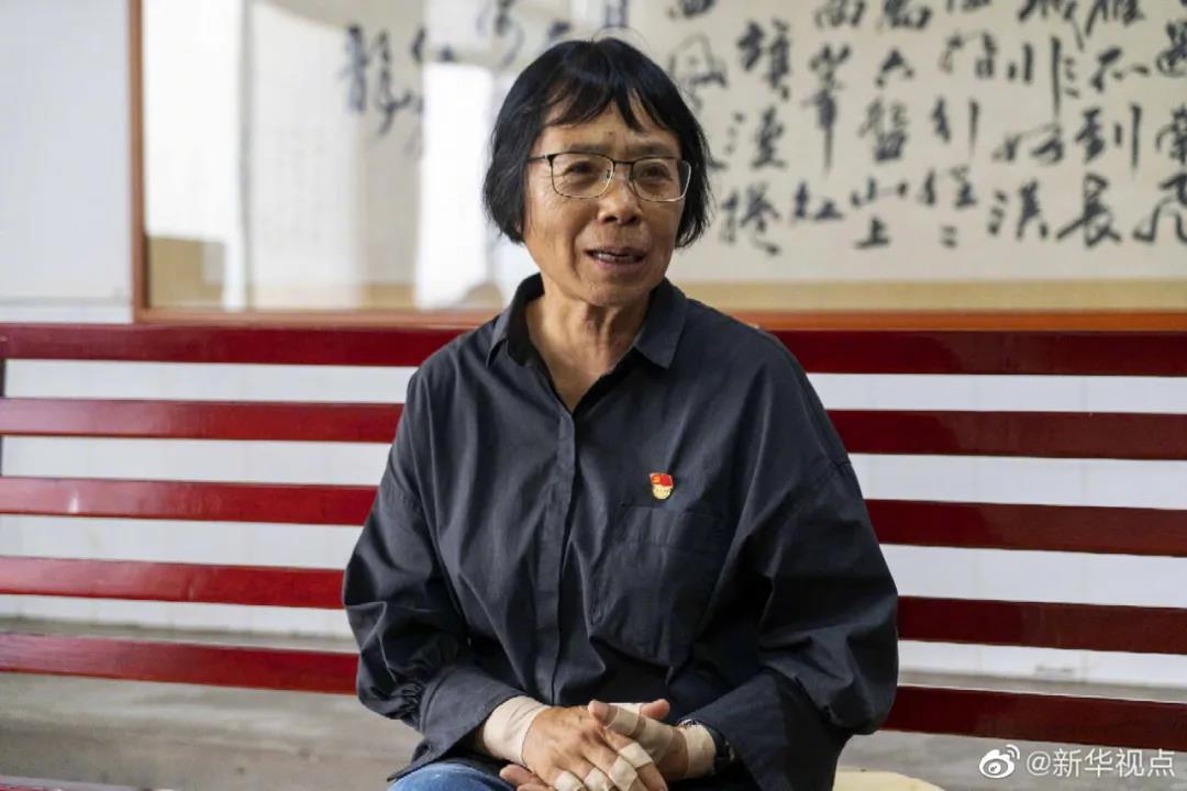 張桂梅人民日?qǐng)?bào)撰文：讓學(xué)生們遠(yuǎn)方有燈、腳下有路、眼前有光