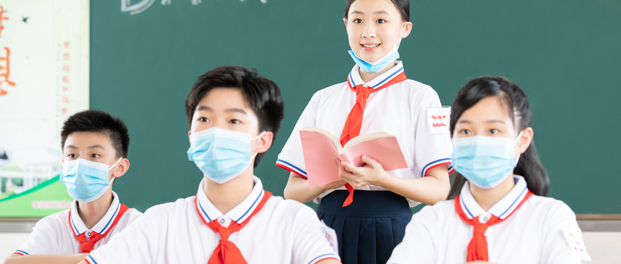 成都市中小學(xué)開展防疫演練 孩子們開學(xué)后將這樣報(bào)到、上課……